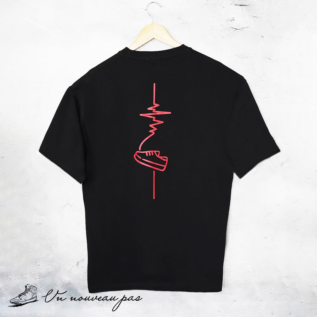UNP Heartbeat Sneaker Tee