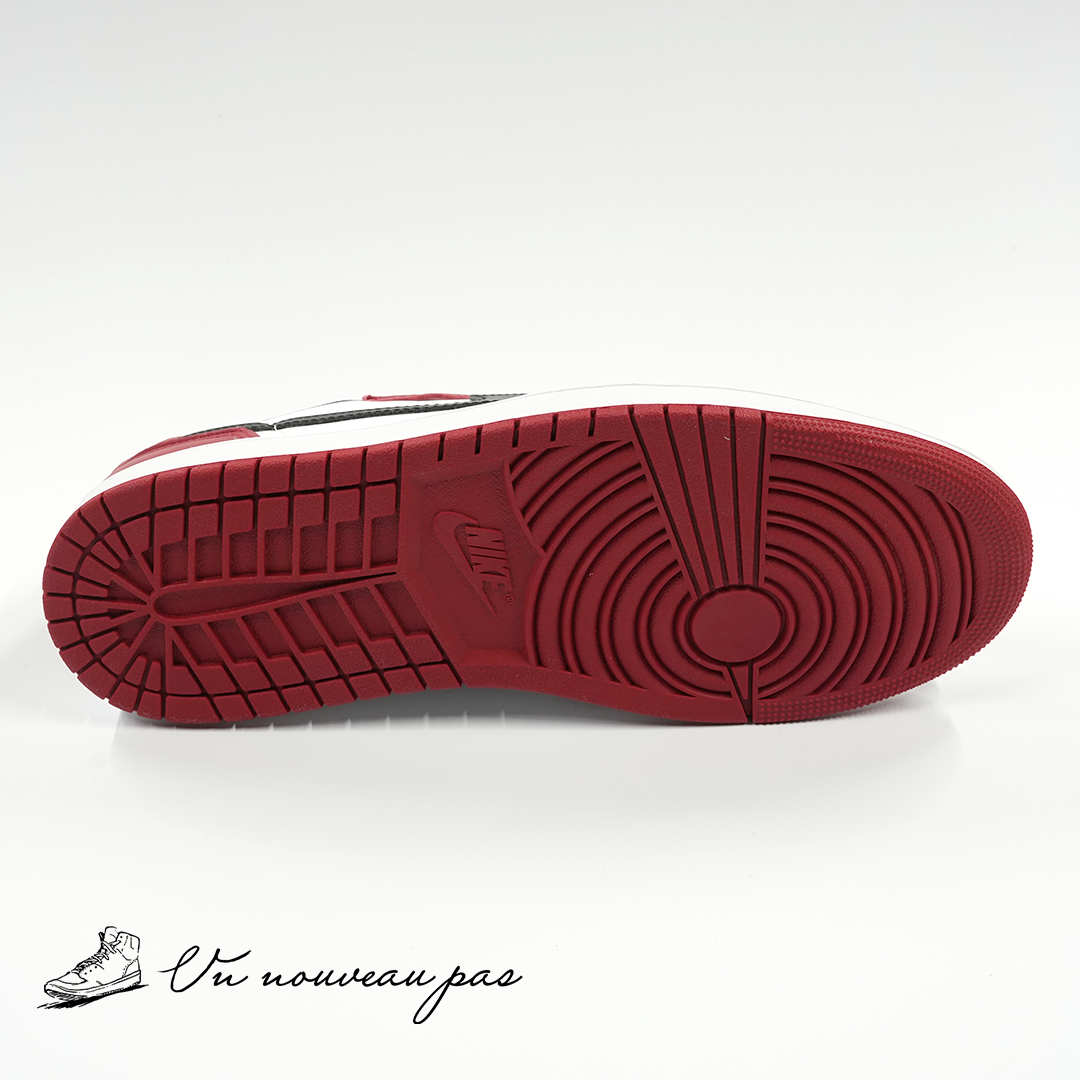 Nike Air Jordan 1 Retro Low OG Chicago (2025)