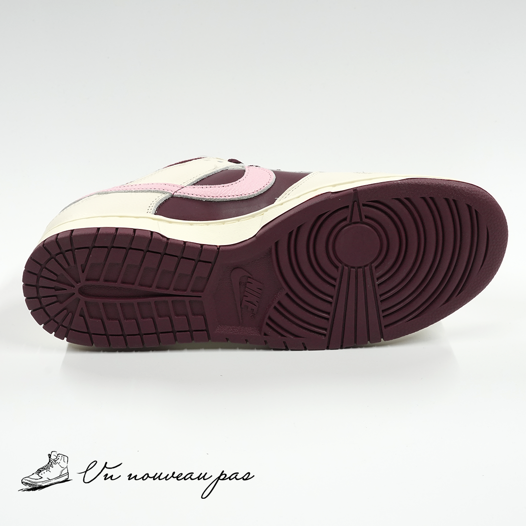 (DR9705 100)Nike Dunk Low "Valentine’s Day" (2023)