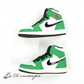Nike Women's Air Jordan 1 High OG Lucky GreenWhite-Sail-Black(美中古）