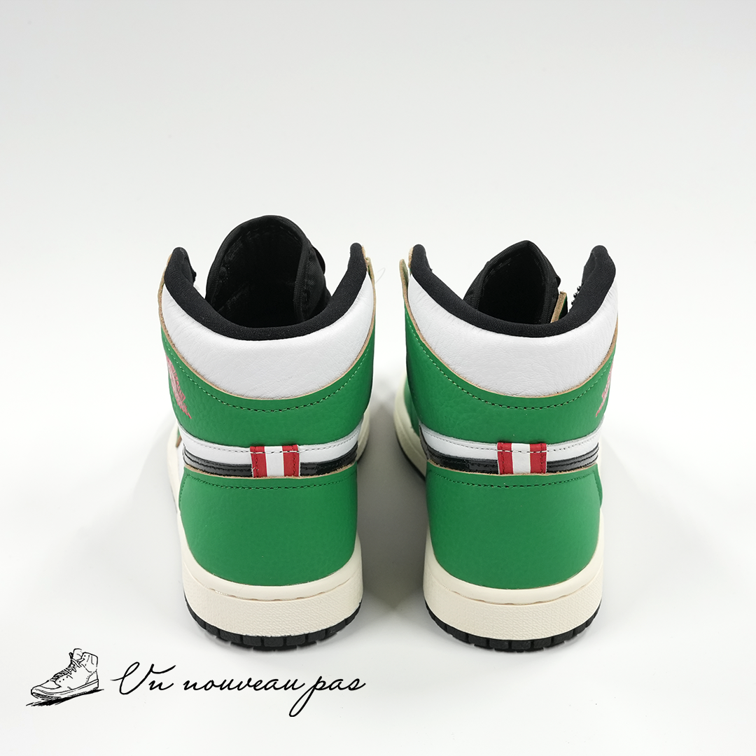 Nike Women's Air Jordan 1 High OG Lucky GreenWhite-Sail-Black(美中古）