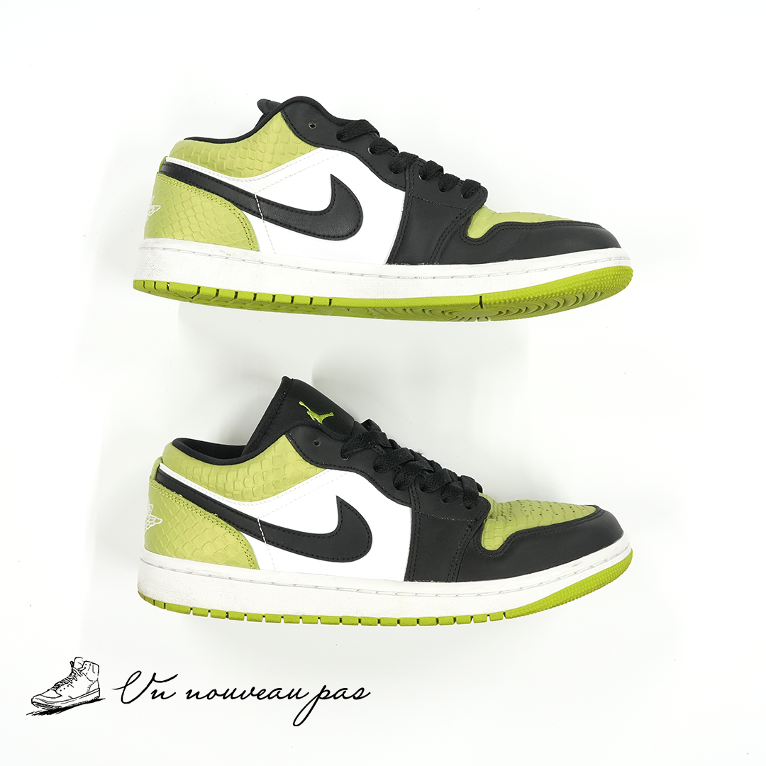 （中古）（DX4446 301）Nike Women's Air Jordan 1 Low "Vivid Green Snakeskin"