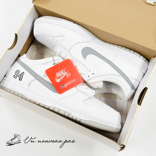 Supreme × Nike SB Dunk Low "White/Metallic Silver" (25FW Week2)