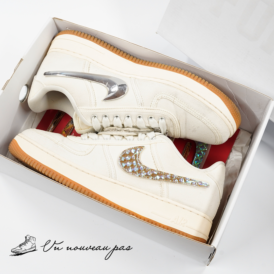 Travis Scott × Nike Air Force 1 Low (AF100)（中古）